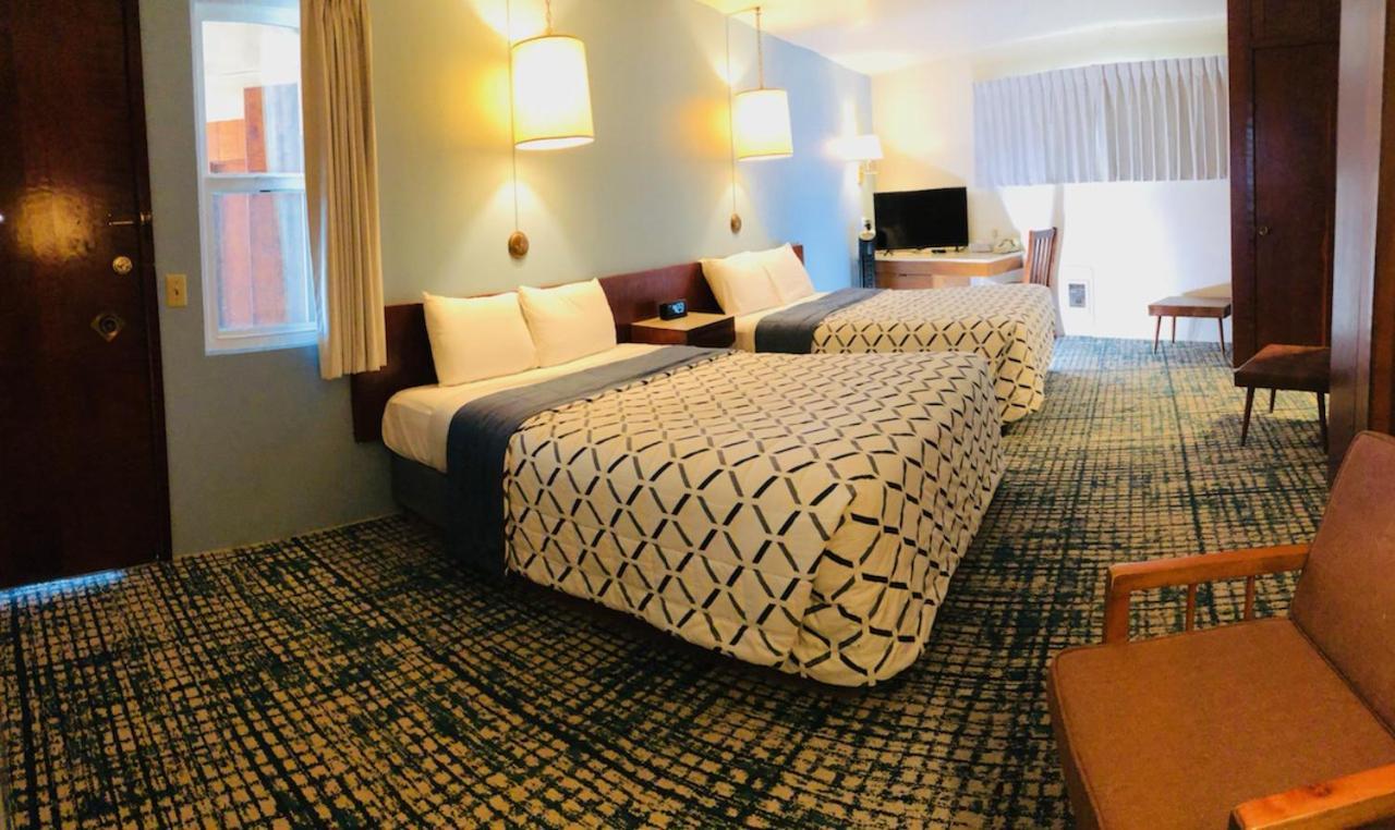 Curly Redwood Lodge Crescent City Eksteriør billede