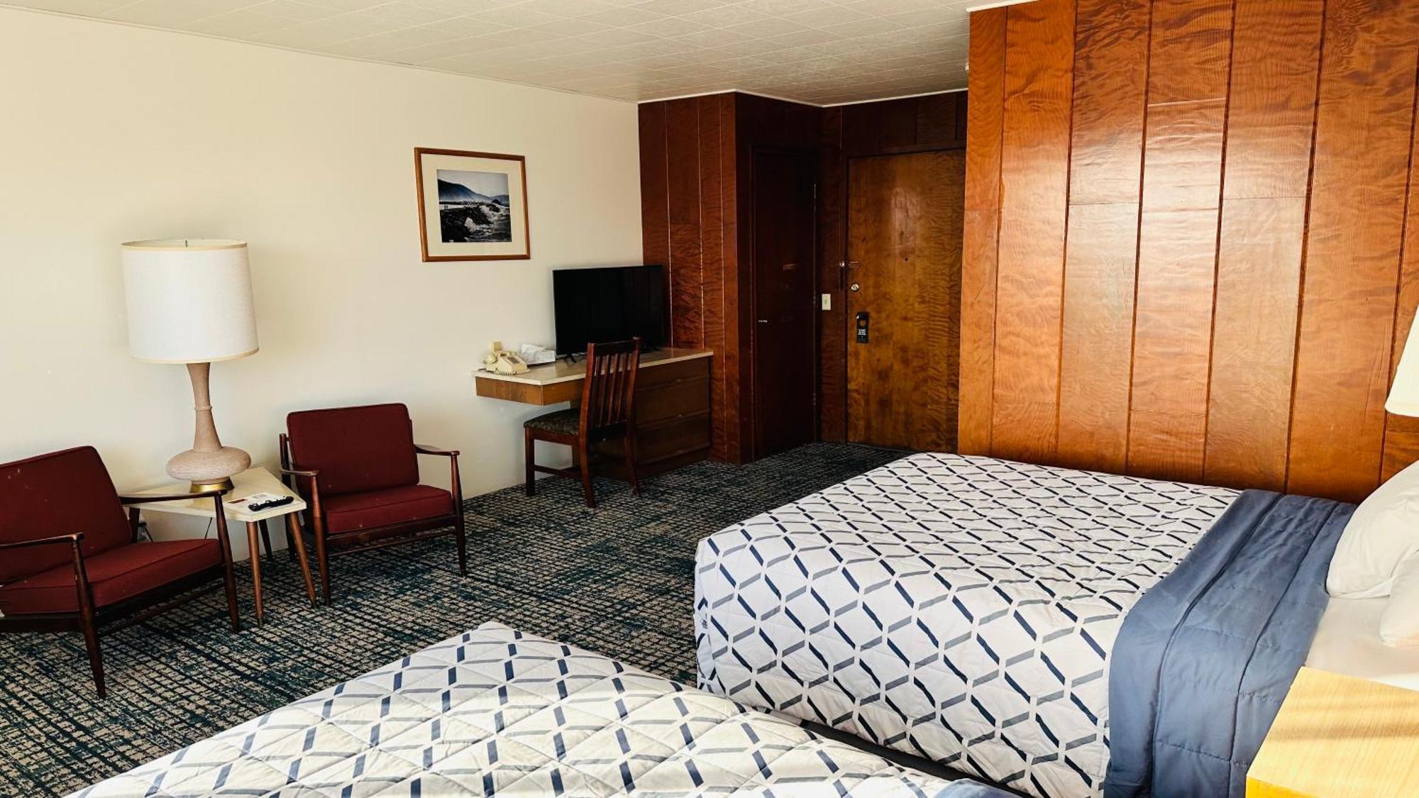 Curly Redwood Lodge Crescent City Eksteriør billede
